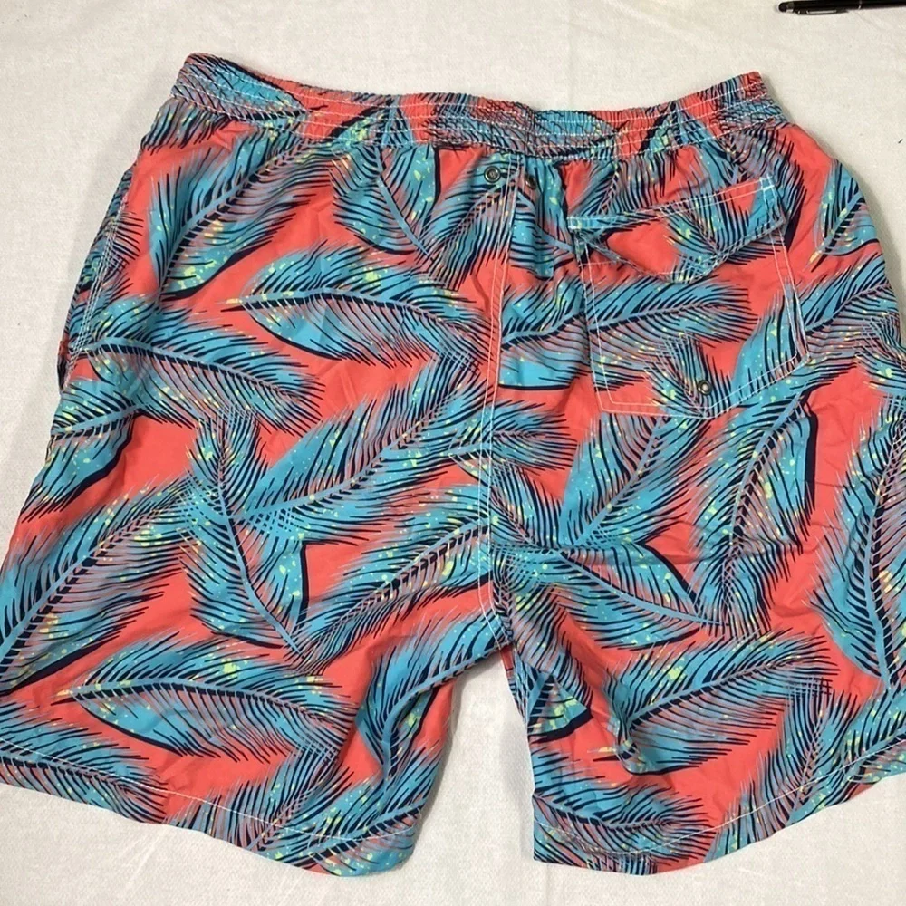 Sun Surfer Men’s Swim Trunks size XL. (BD)